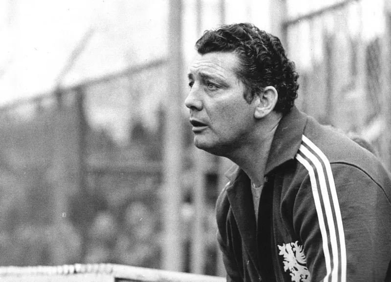 Cor van der Hart
